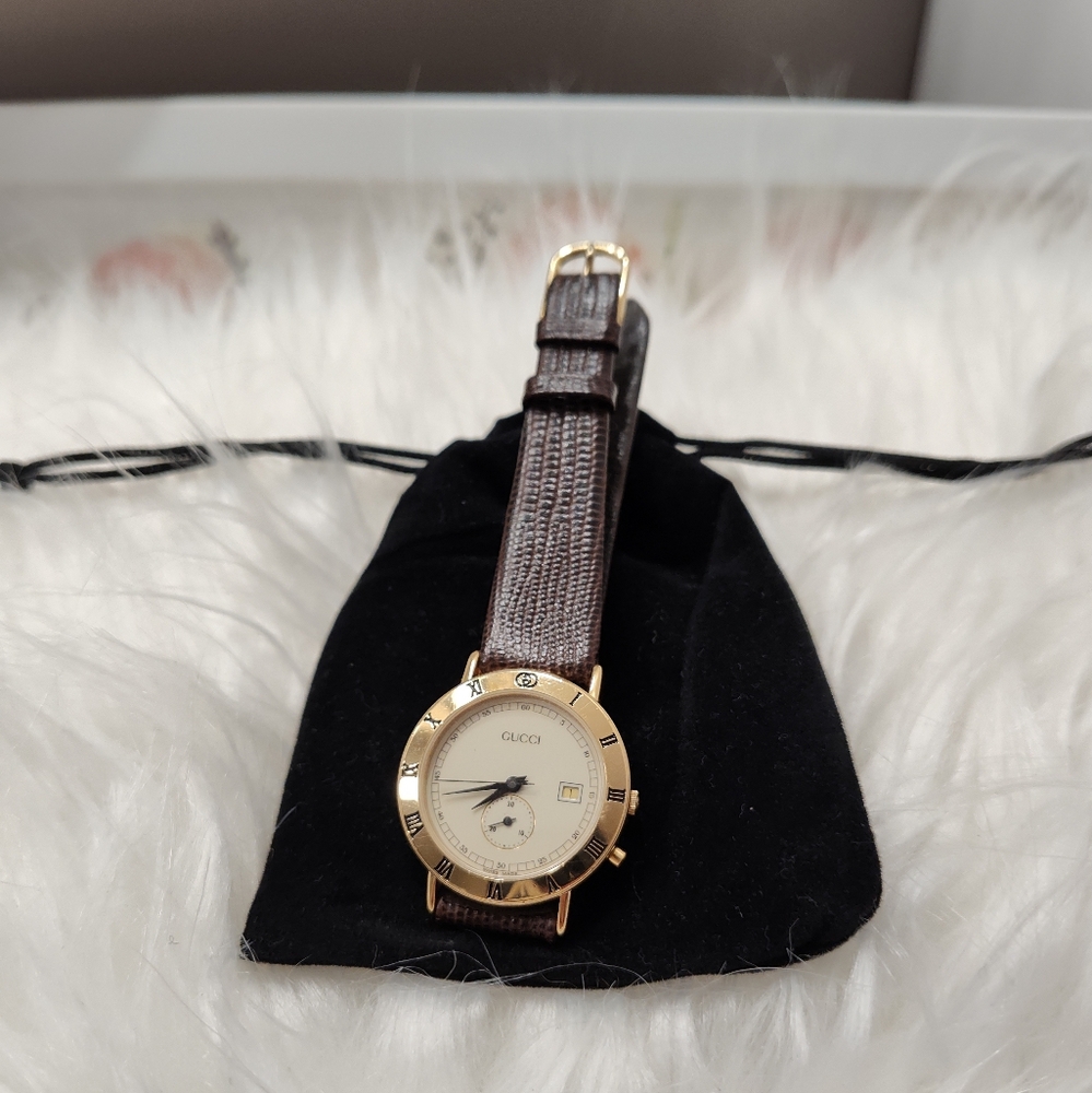 Vintage 90's Gucci 3800 Jr Wristwatch, 18k Gold Plated, Lizard Calf Band 5/8R, - Picture 6 of 16
